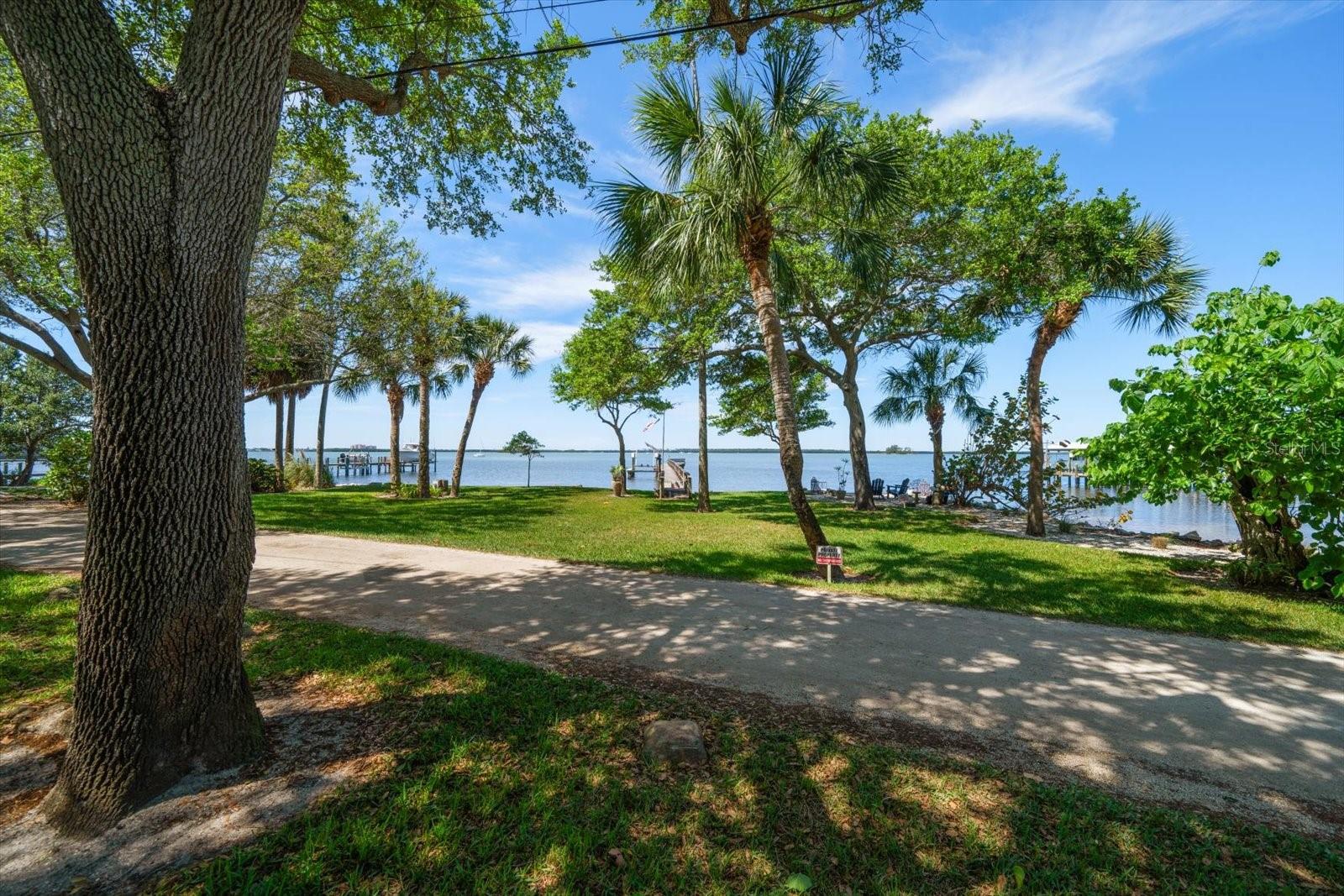 DUNEDIN TOWN OF - Residential