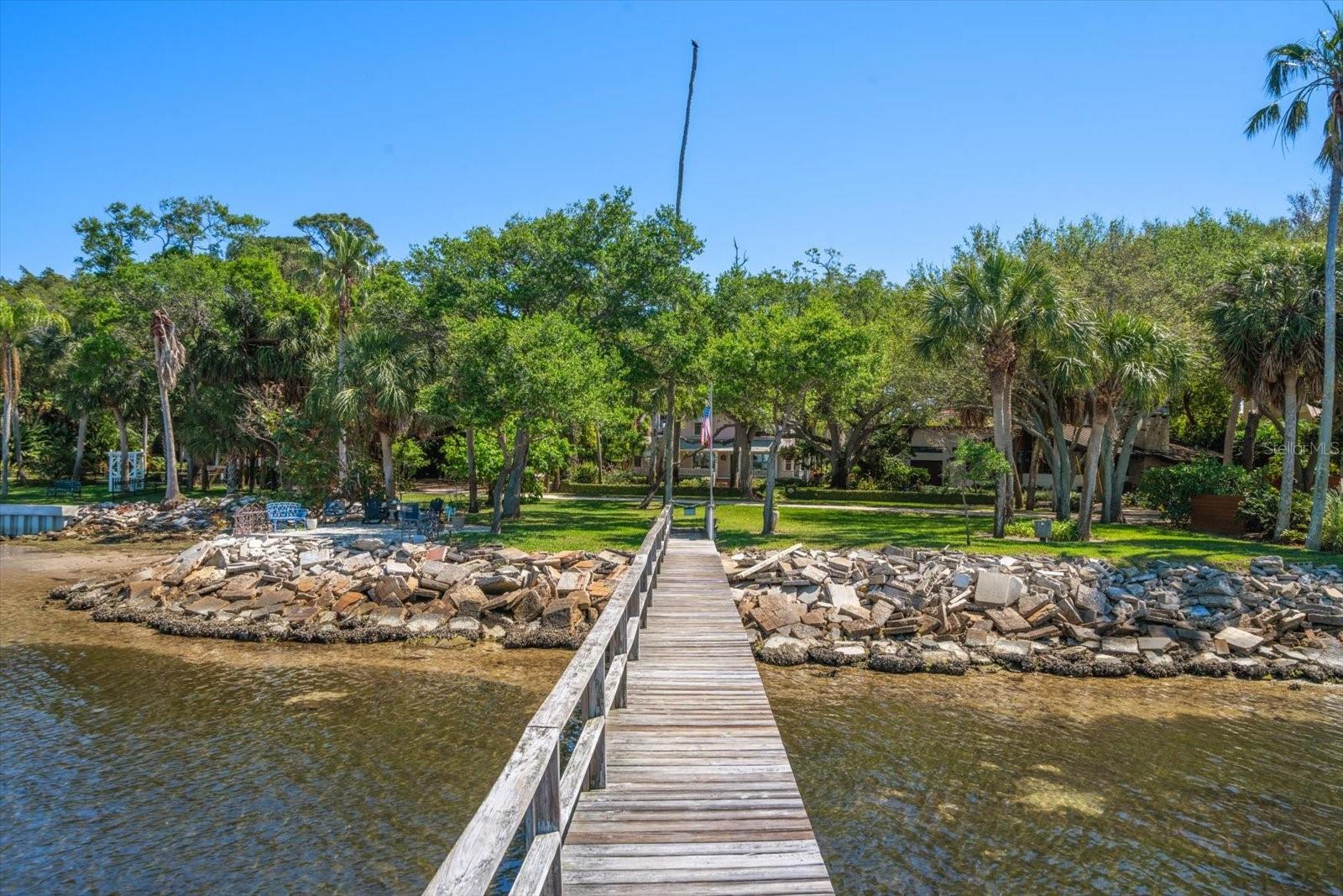 DUNEDIN TOWN OF - Residential