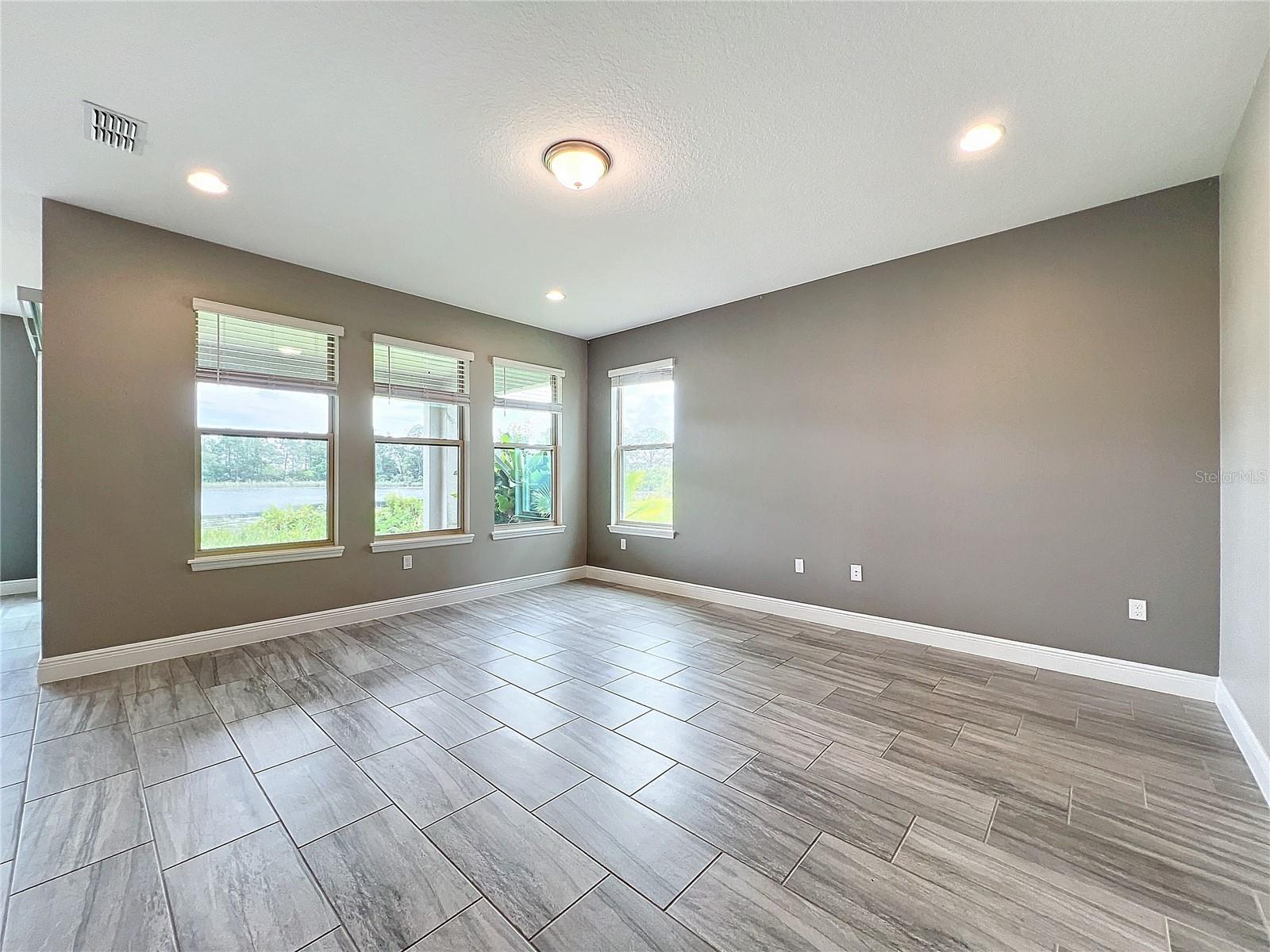 WATERLEIGH - Residential