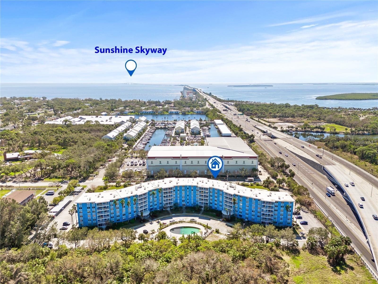 WAVE THE CONDO - Residential Lease