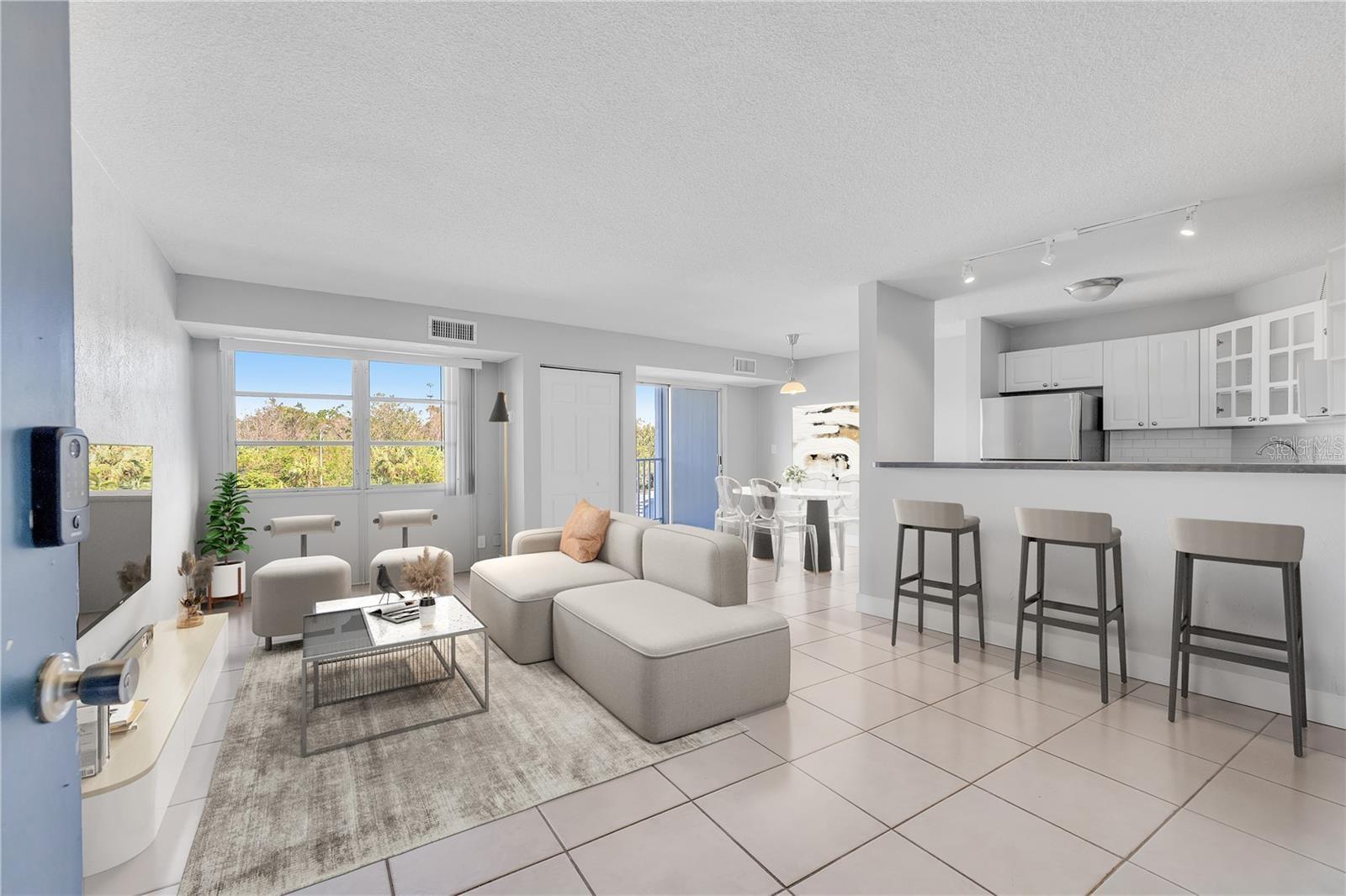 WAVE THE CONDO - Residential Lease