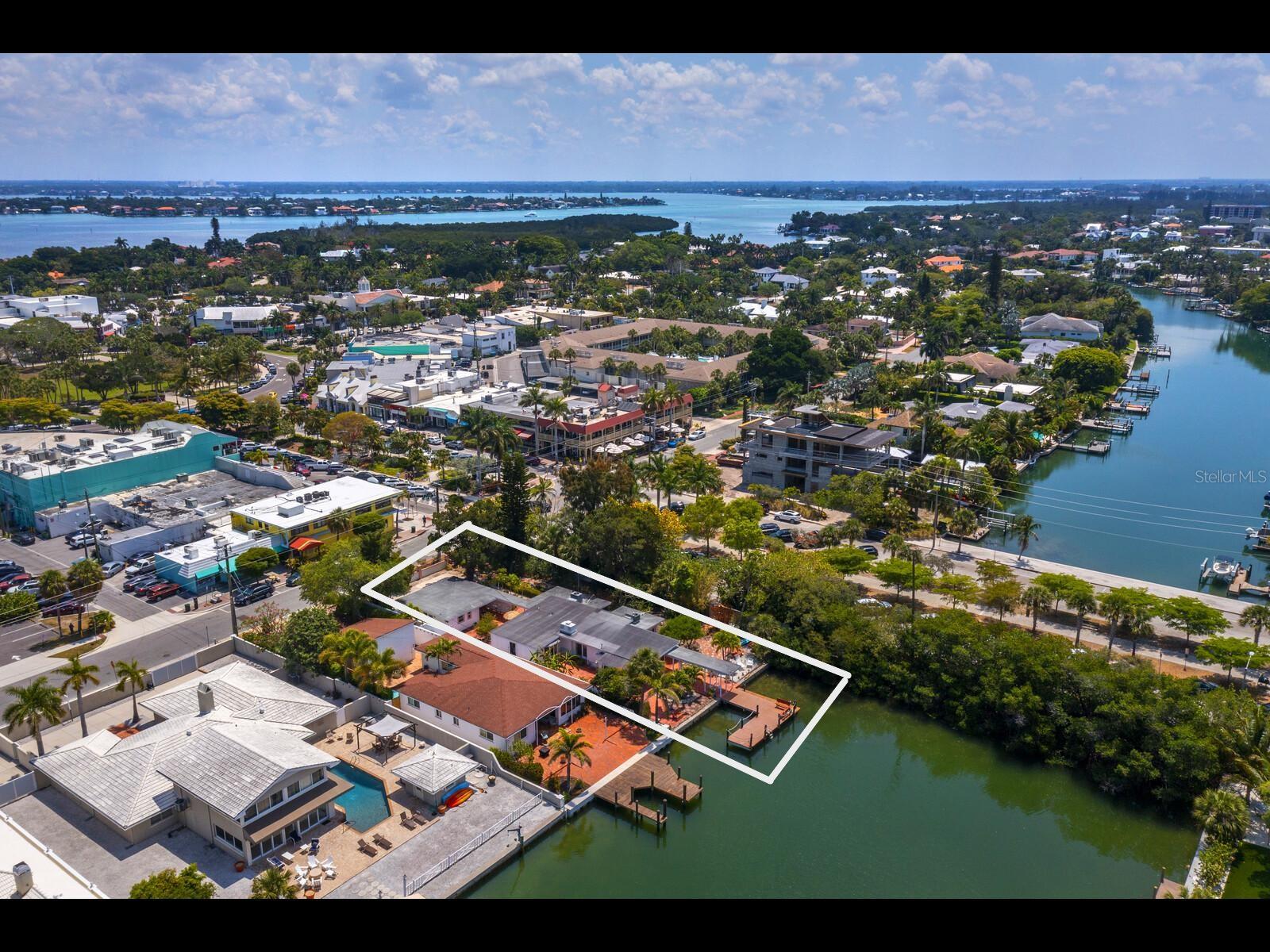 SAINT ARMANDS DIV JOHN RINGLING ESTATES - Residential
