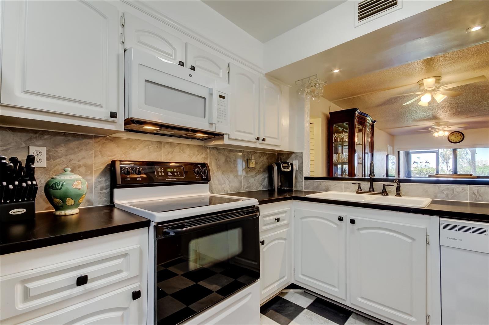 6269 PALMA DEL MAR BOULEVARD S 111