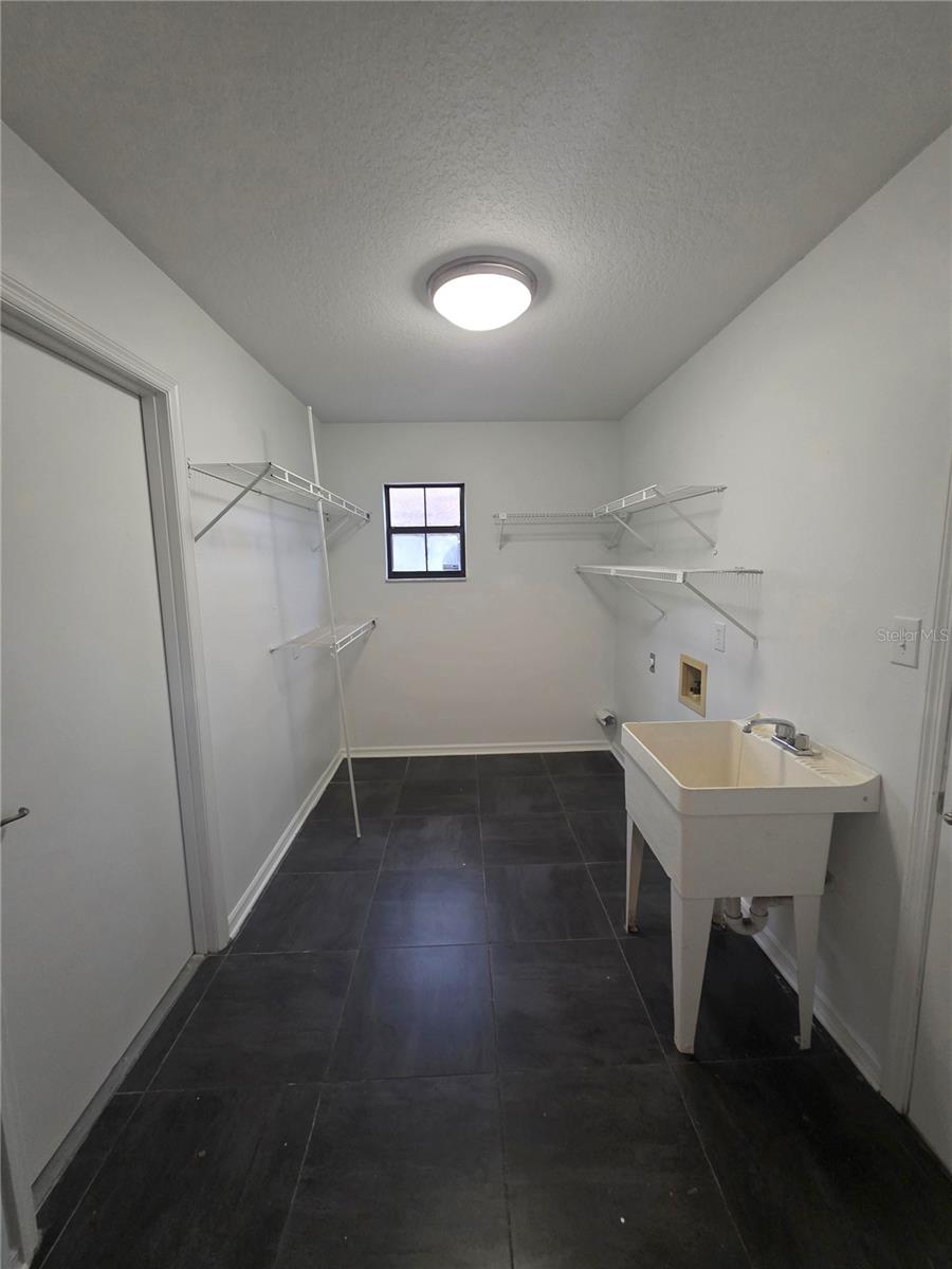 STONEWOOD 02 - Residential Lease