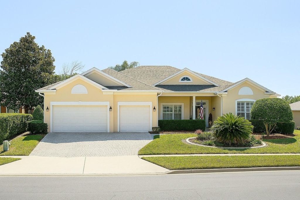 Photo of 2833 Falcon Ridge, Clermont, FL 34711 (MLS # O6379095)