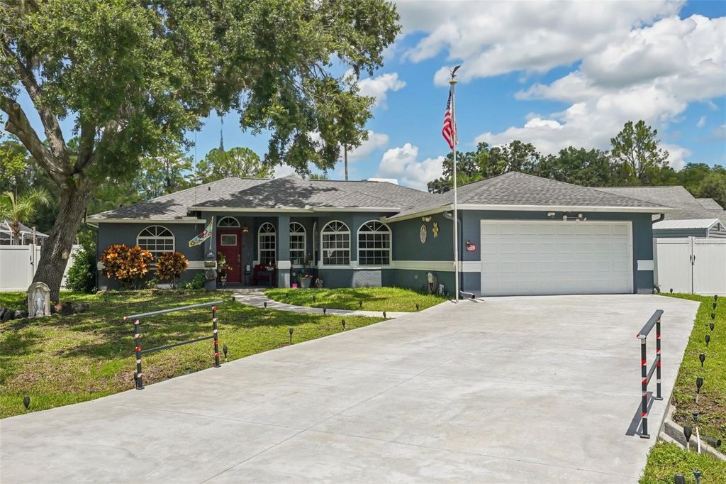 Photo of 5425 Eagle Boulevard, Land O Lakes, FL 34639 (MLS # TB8411046)