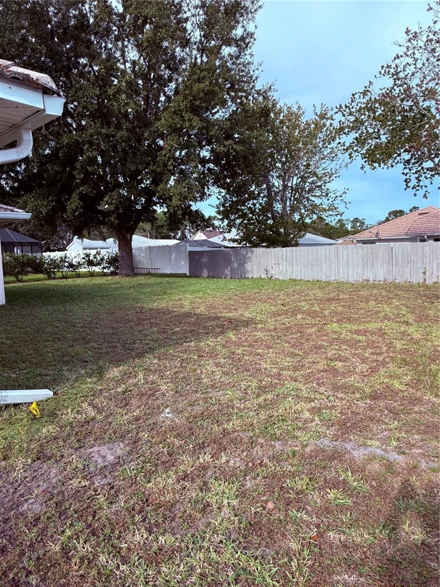 FOREST GROVE BUS CENTER - Residential Lease