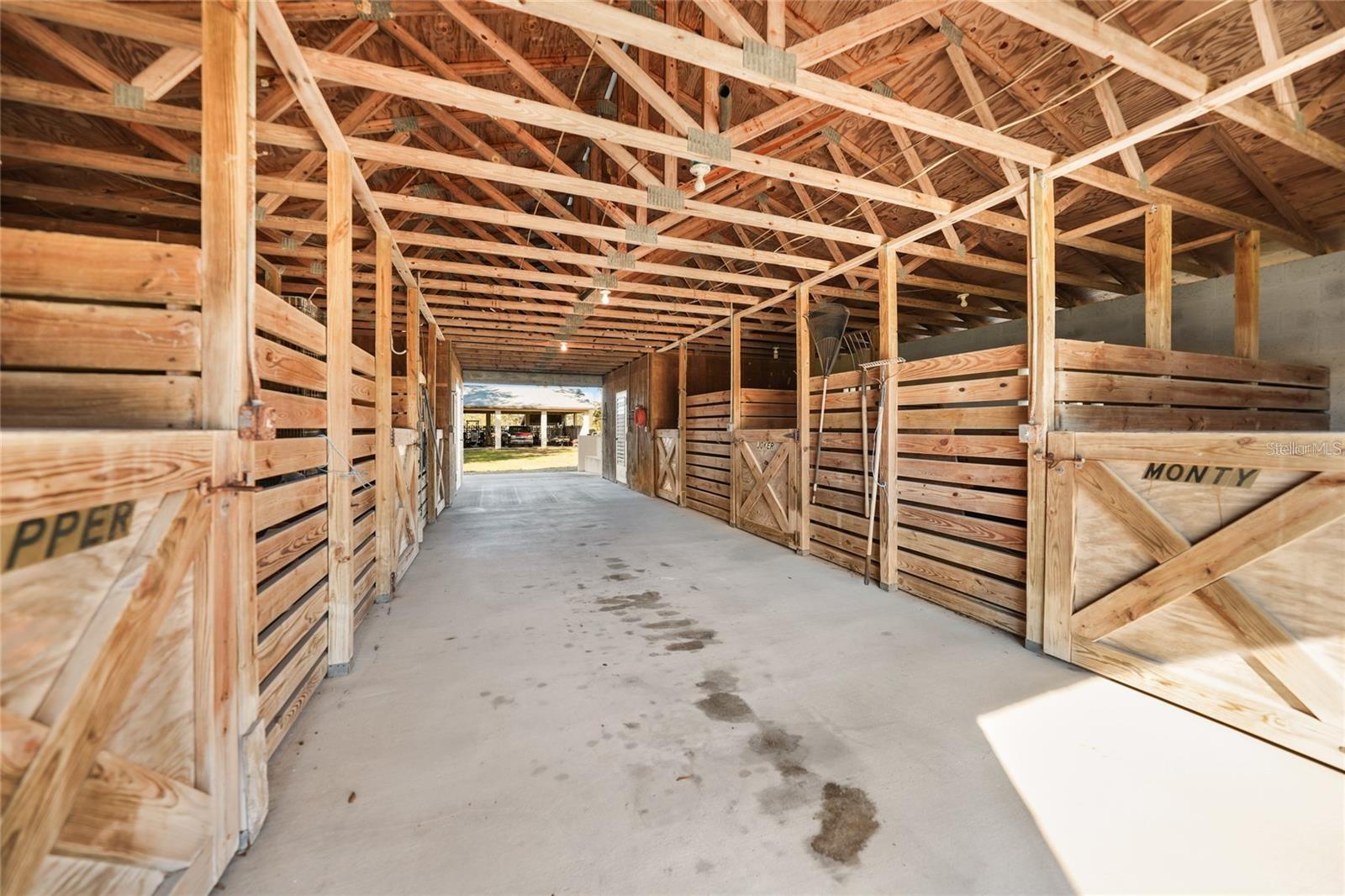 PRAIRIE CREEK PARK - Residential