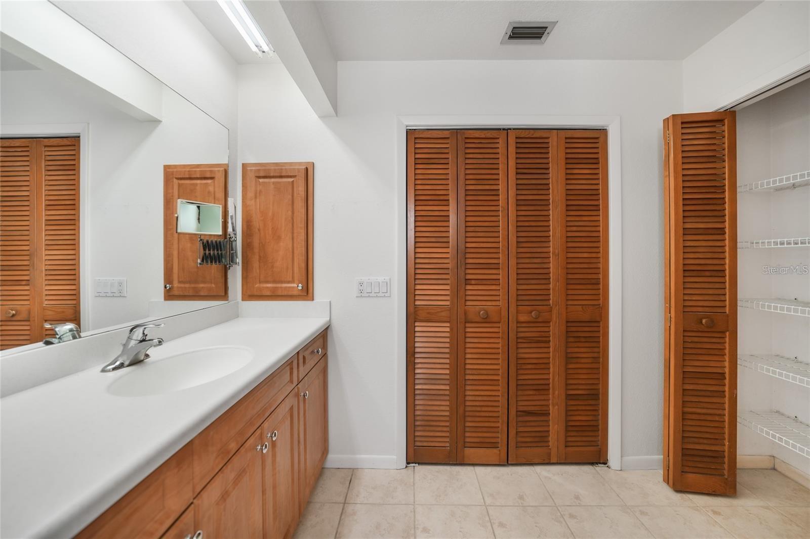 PRAIRIE CREEK PARK - Residential