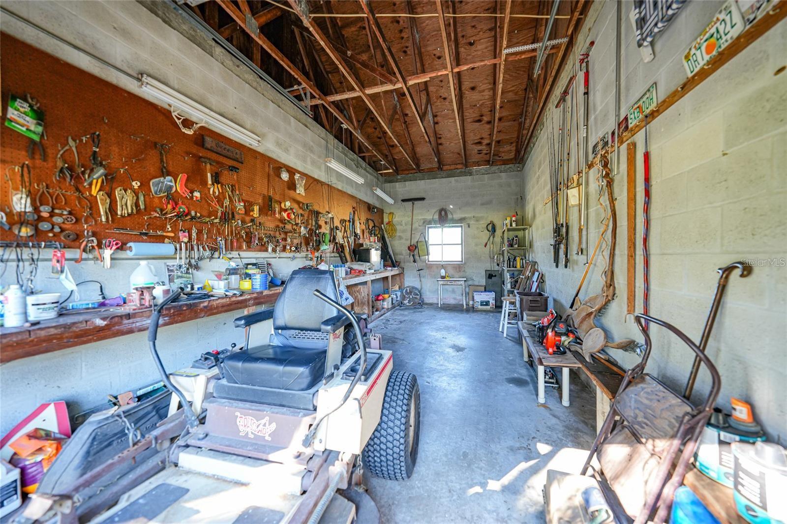 PRAIRIE CREEK PARK - Residential