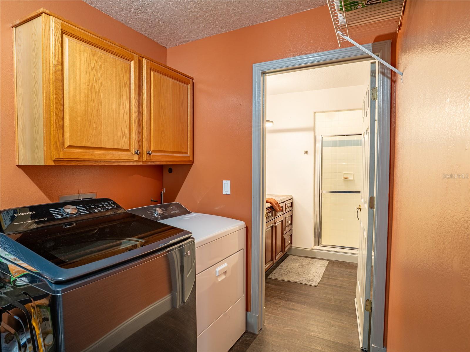 OAK HILL ESTATES - Residential