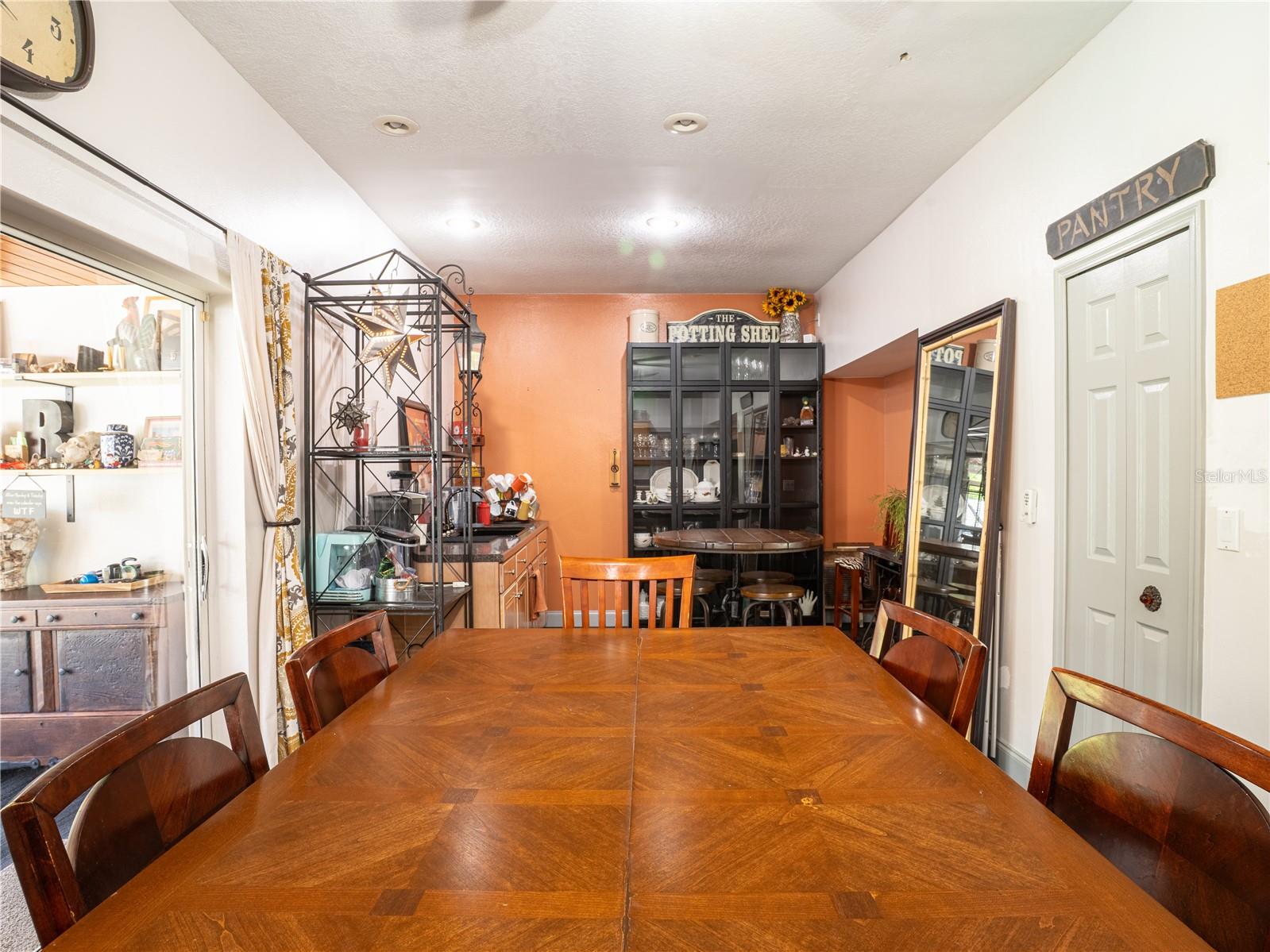 OAK HILL ESTATES - Residential