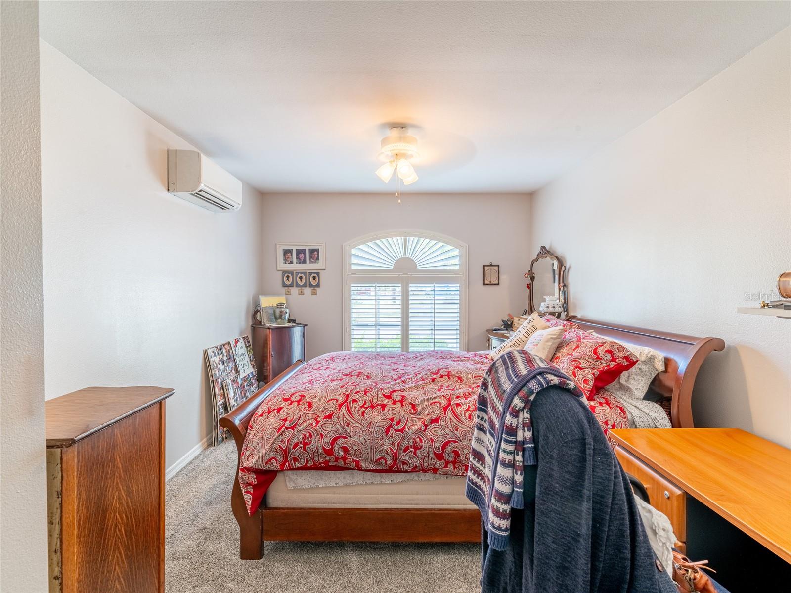 OAK HILL ESTATES - Residential