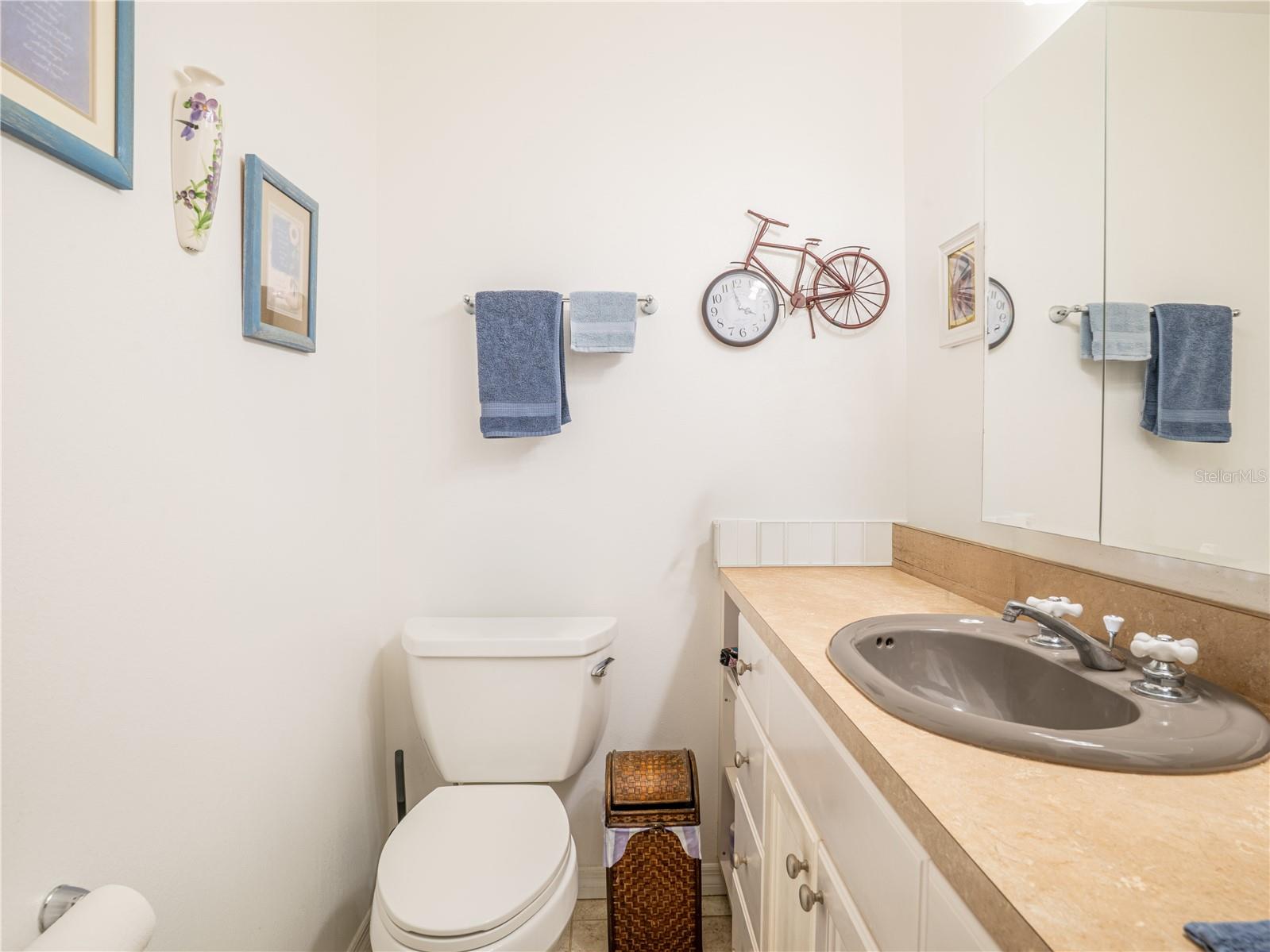 OAK HILL ESTATES - Residential