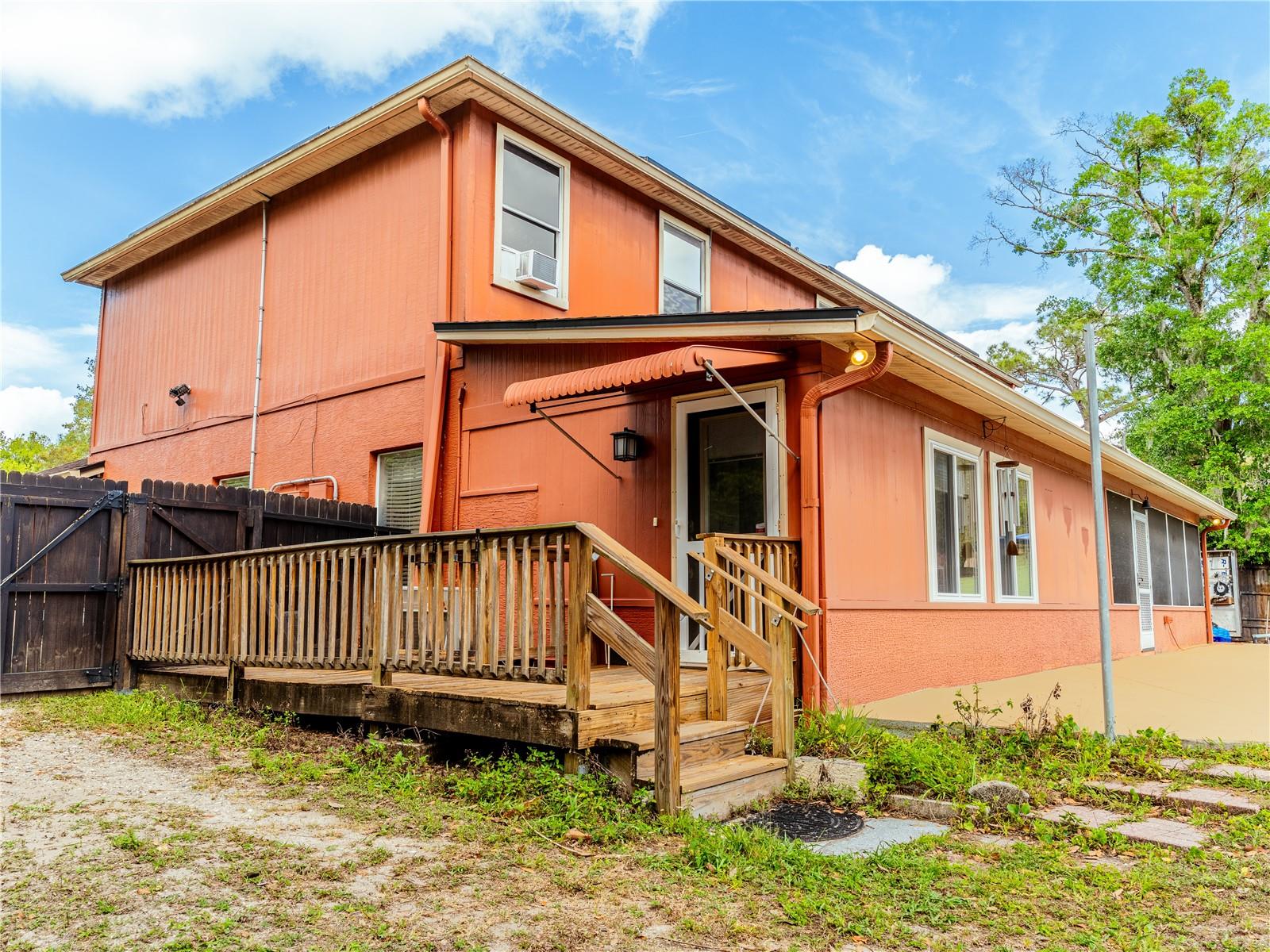 OAK HILL ESTATES - Residential