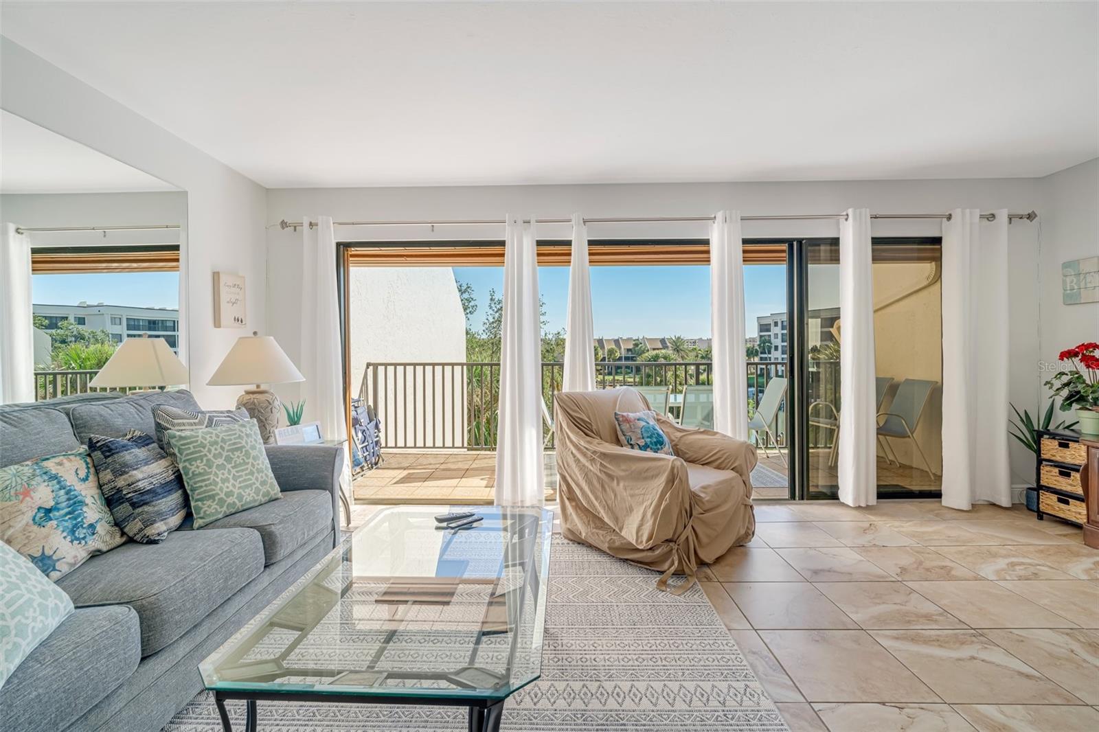 MIDNIGHT COVE II - Residential