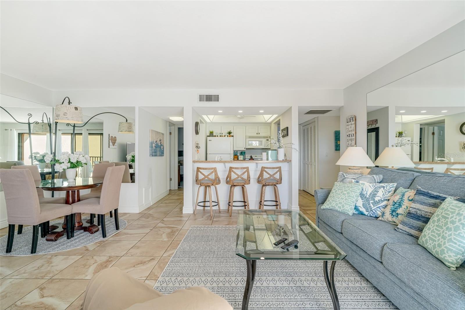 MIDNIGHT COVE II - Residential