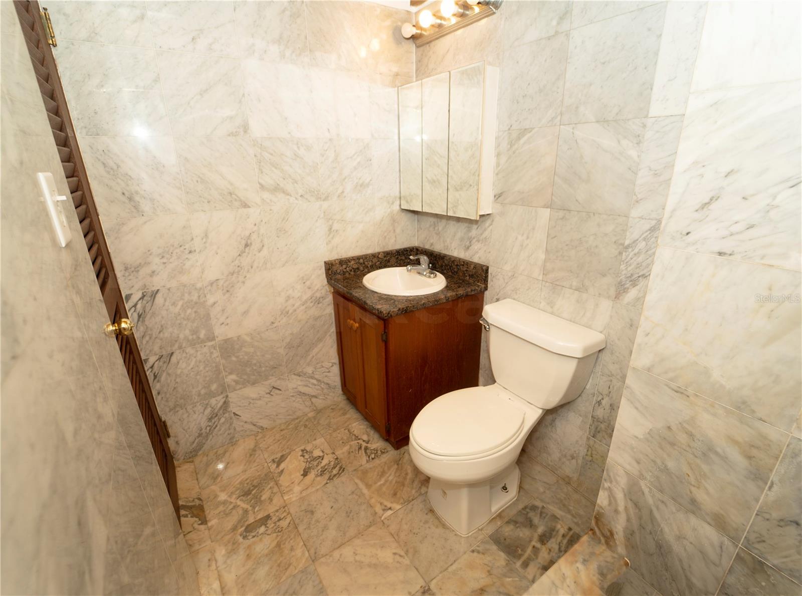 152 SAN JUSTO STREET 1B