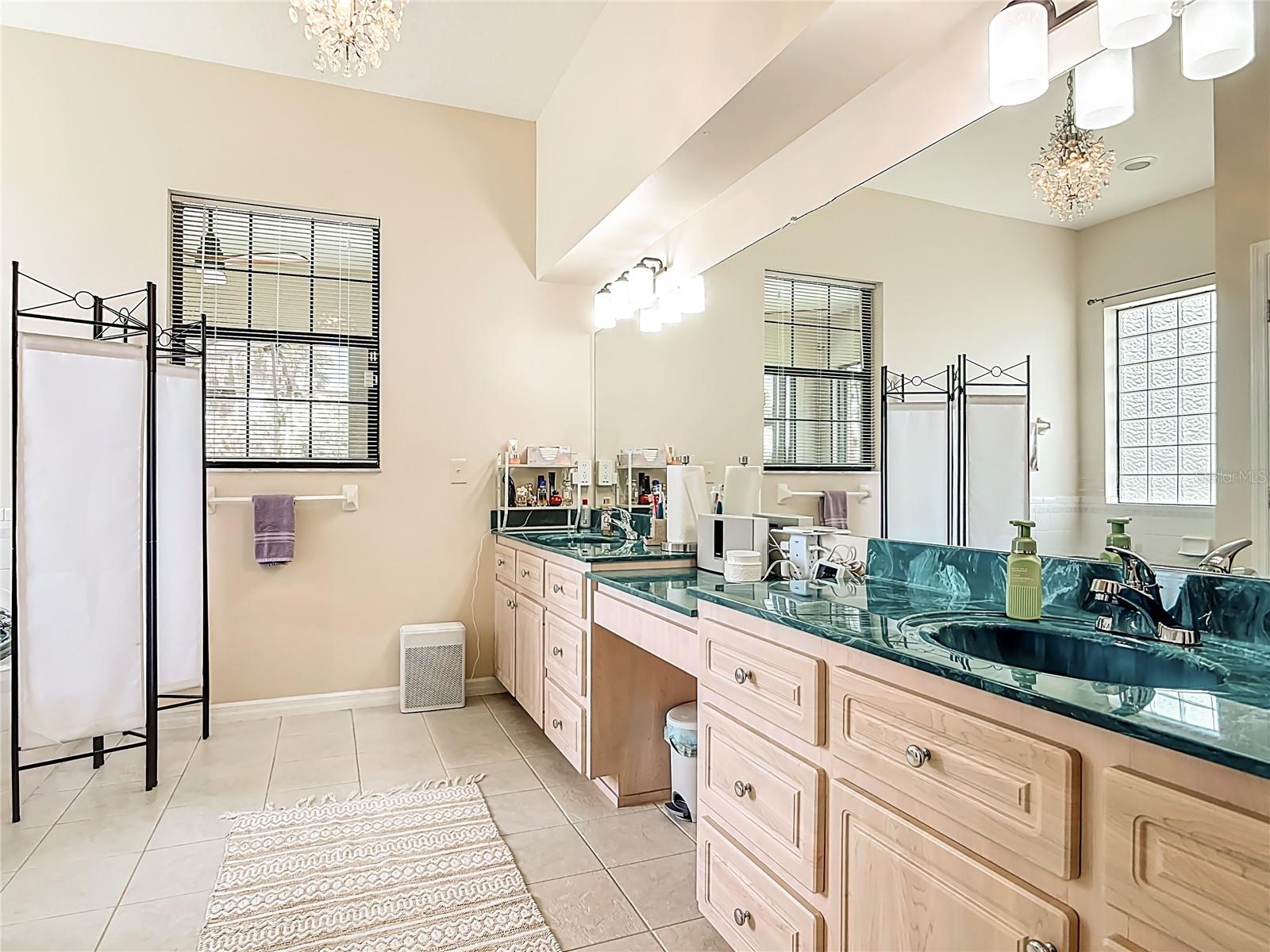 TURNBULL BAY ESTATES - Residential