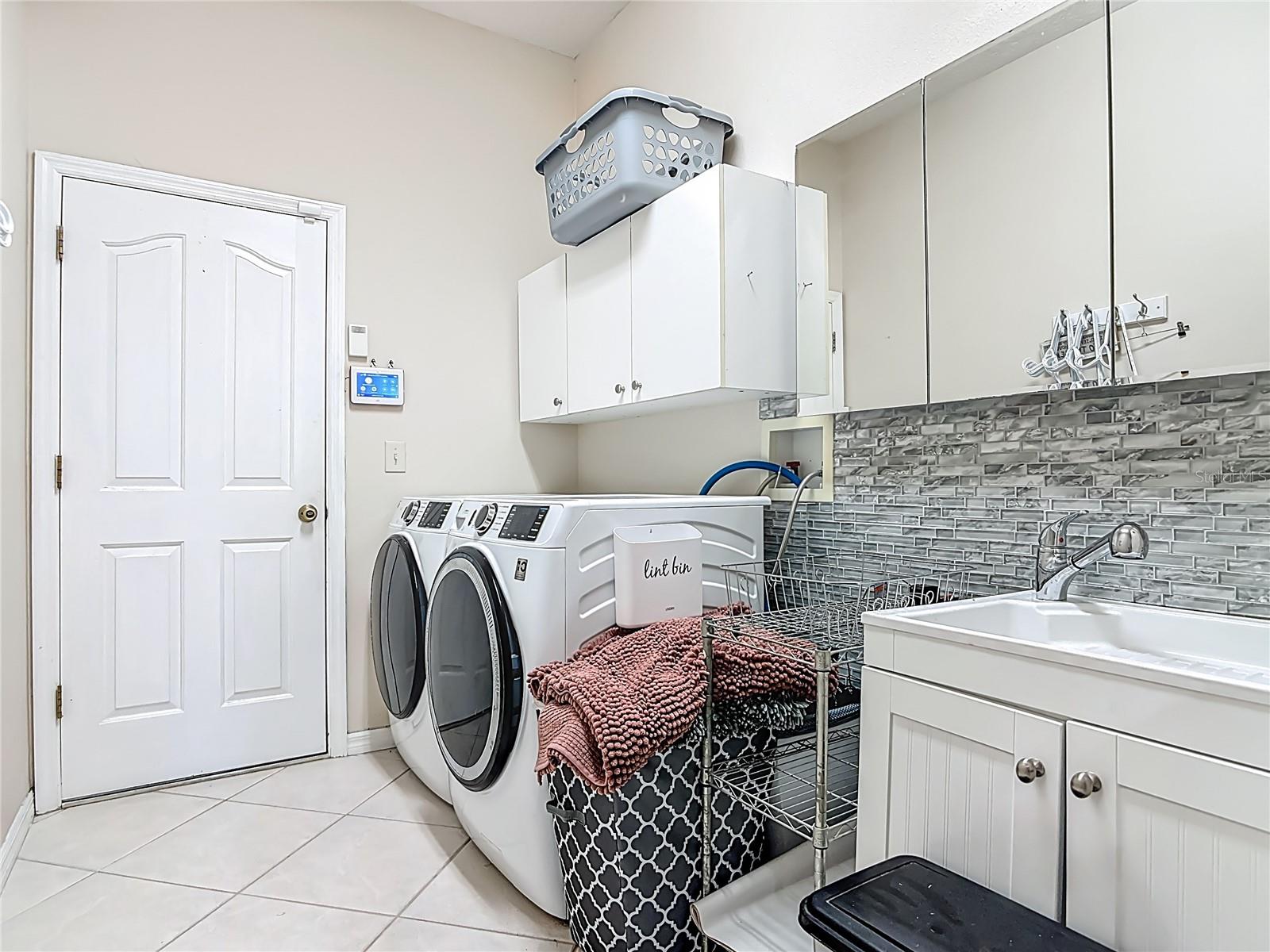 TURNBULL BAY ESTATES - Residential