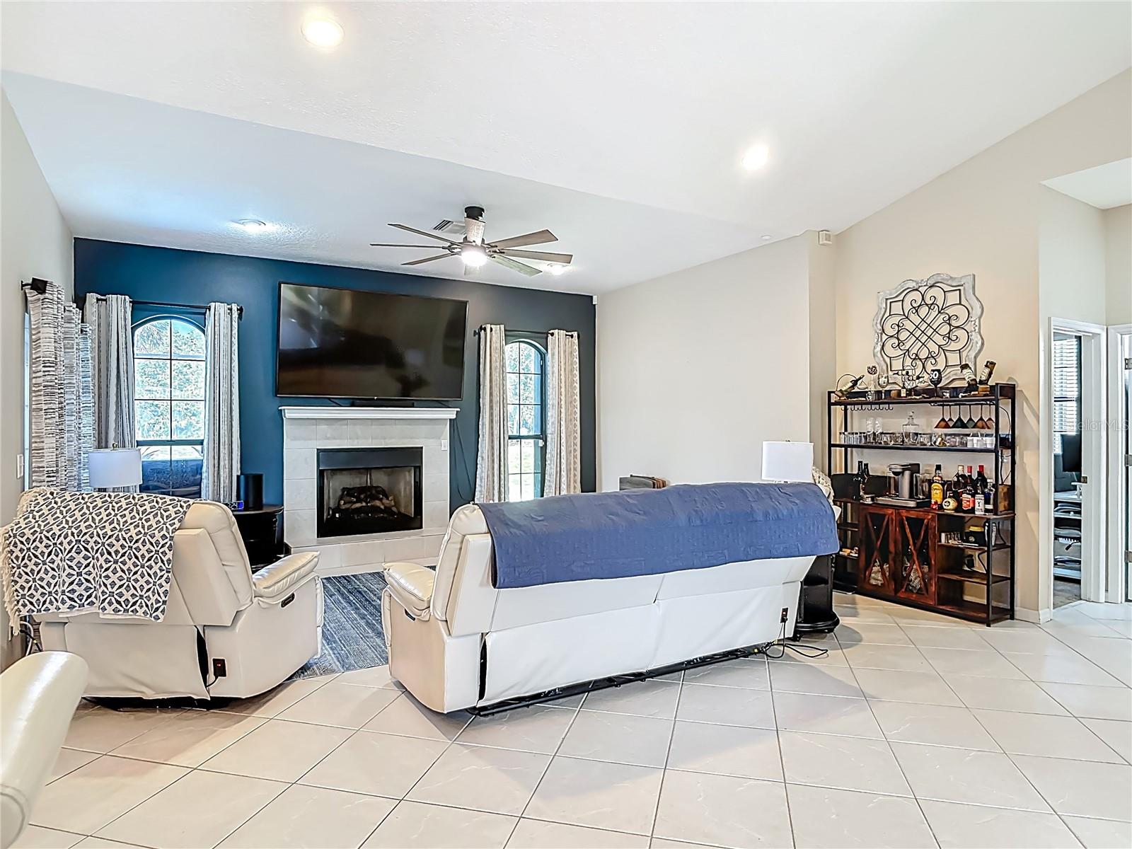 TURNBULL BAY ESTATES - Residential