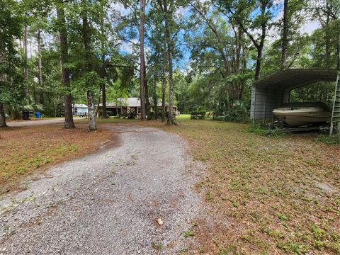 Photo of 14075 Citrus Way, Brooksville, FL 34601 (MLS # TB8406486)