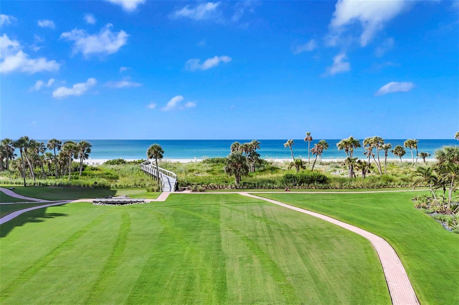 PLAYERS CLUB II - Residential