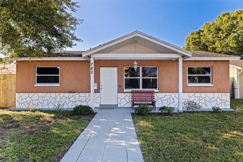 Photo of 782 62nd Avenue N, St Petersburg, FL 33702 (MLS # TB8556380)