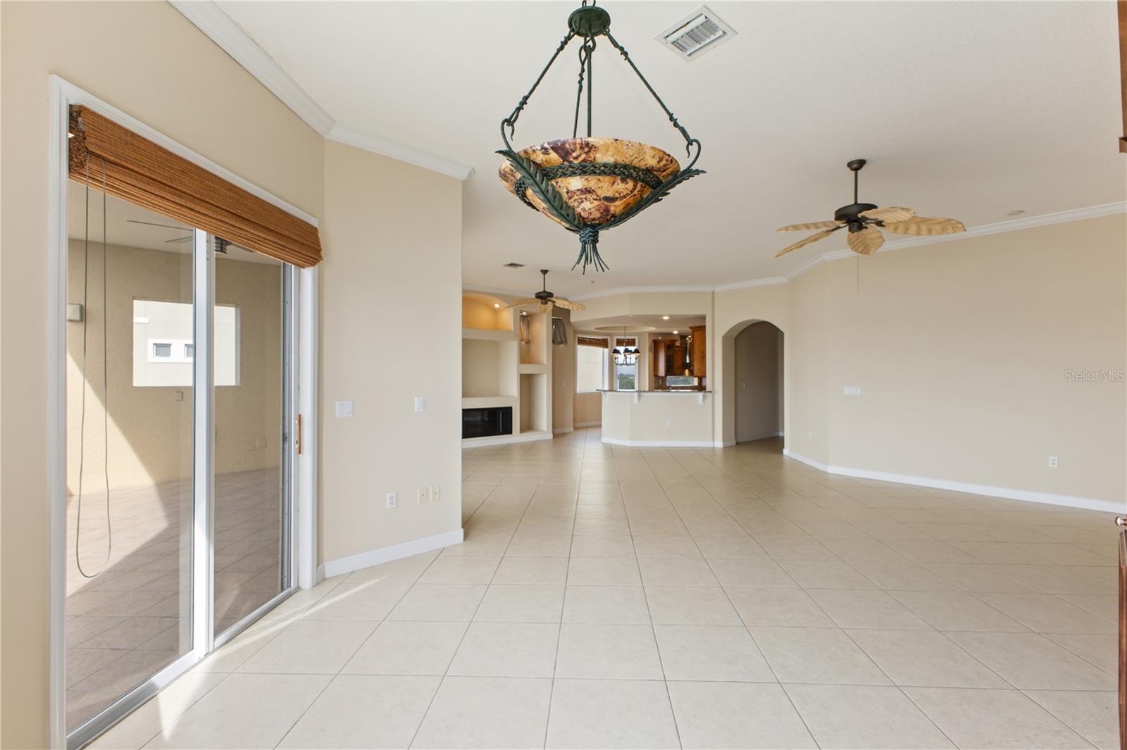 VIZCAYA HEIGHTS CONDO 04 - Residential Lease