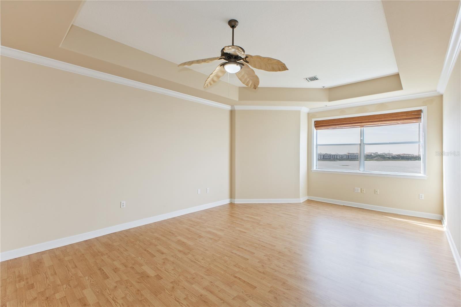 VIZCAYA HEIGHTS CONDO 04 - Residential Lease