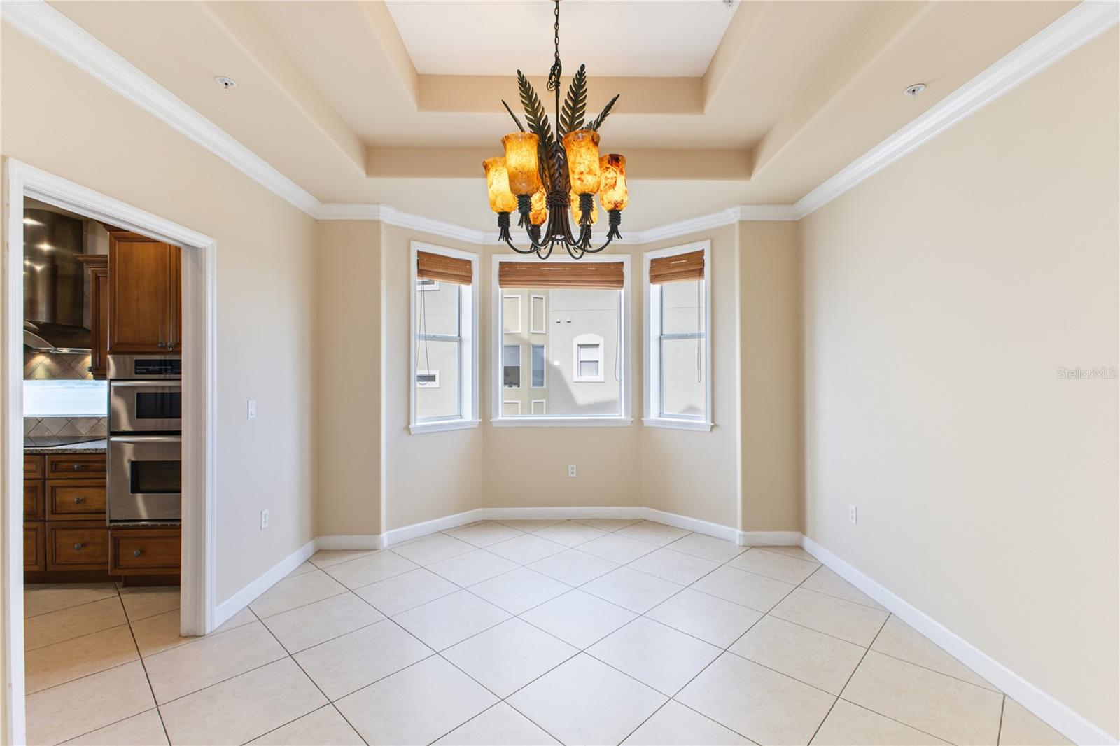 VIZCAYA HEIGHTS CONDO 04 - Residential Lease
