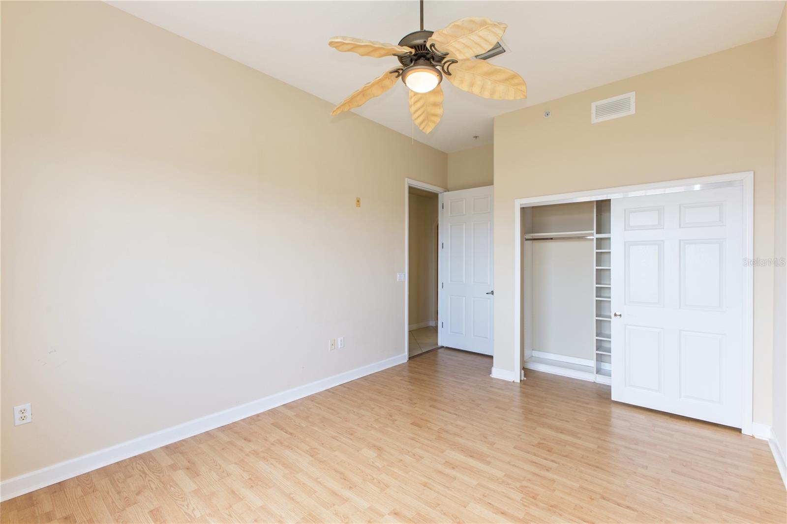 VIZCAYA HEIGHTS CONDO 04 - Residential Lease