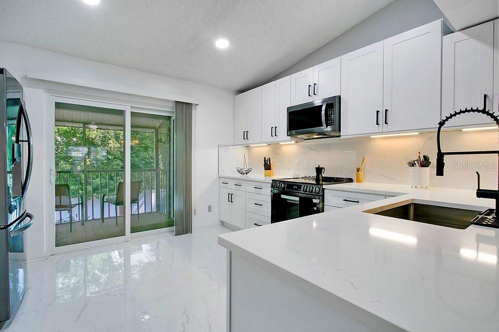 MANORS BRYN MAWR CONDO PH 02 - Residential