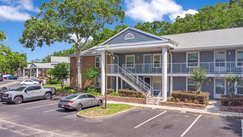 MANORS BRYN MAWR CONDO PH 02 - Residential
