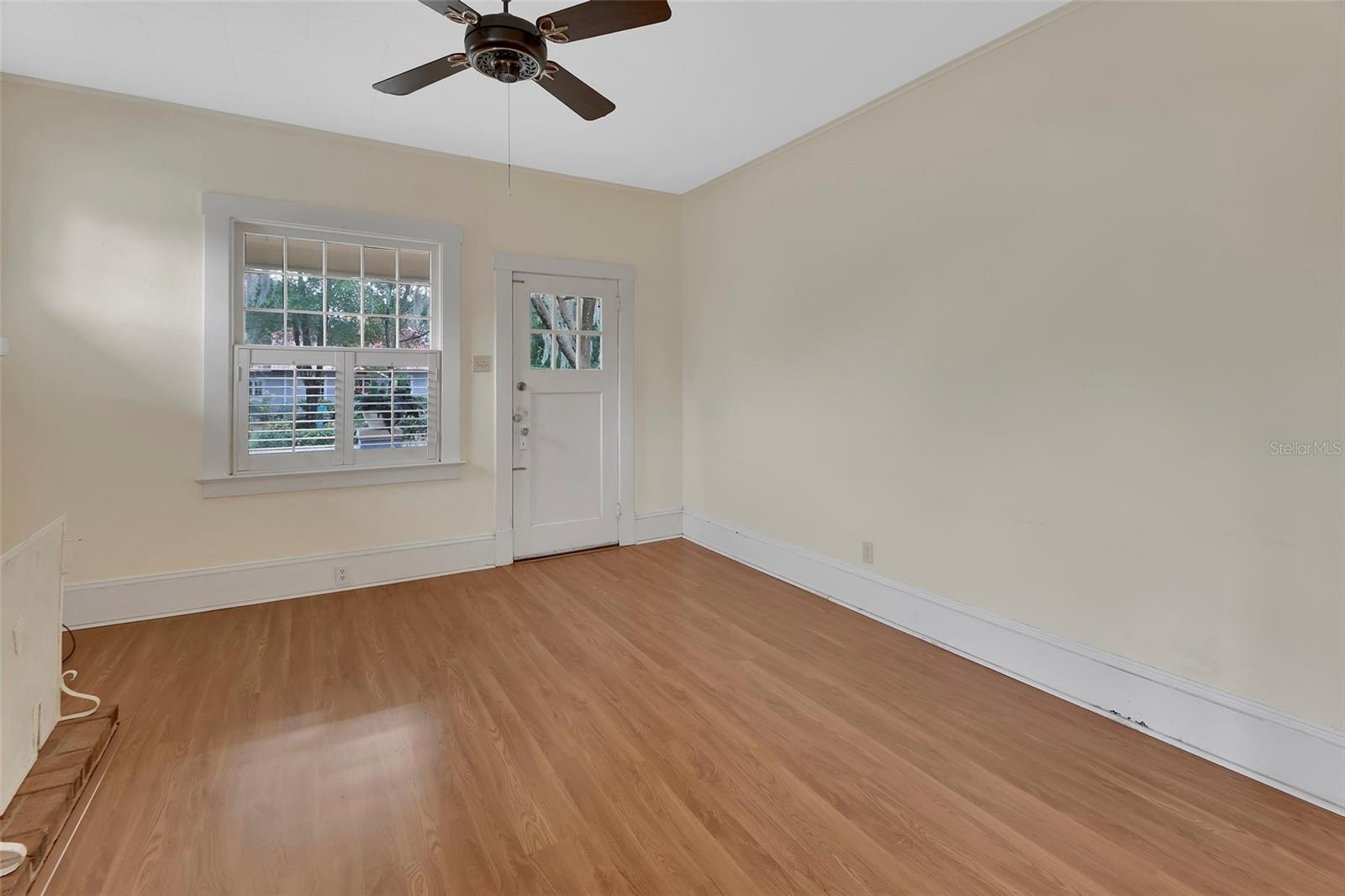 LENKERDS BLK 94 DELAND - Residential