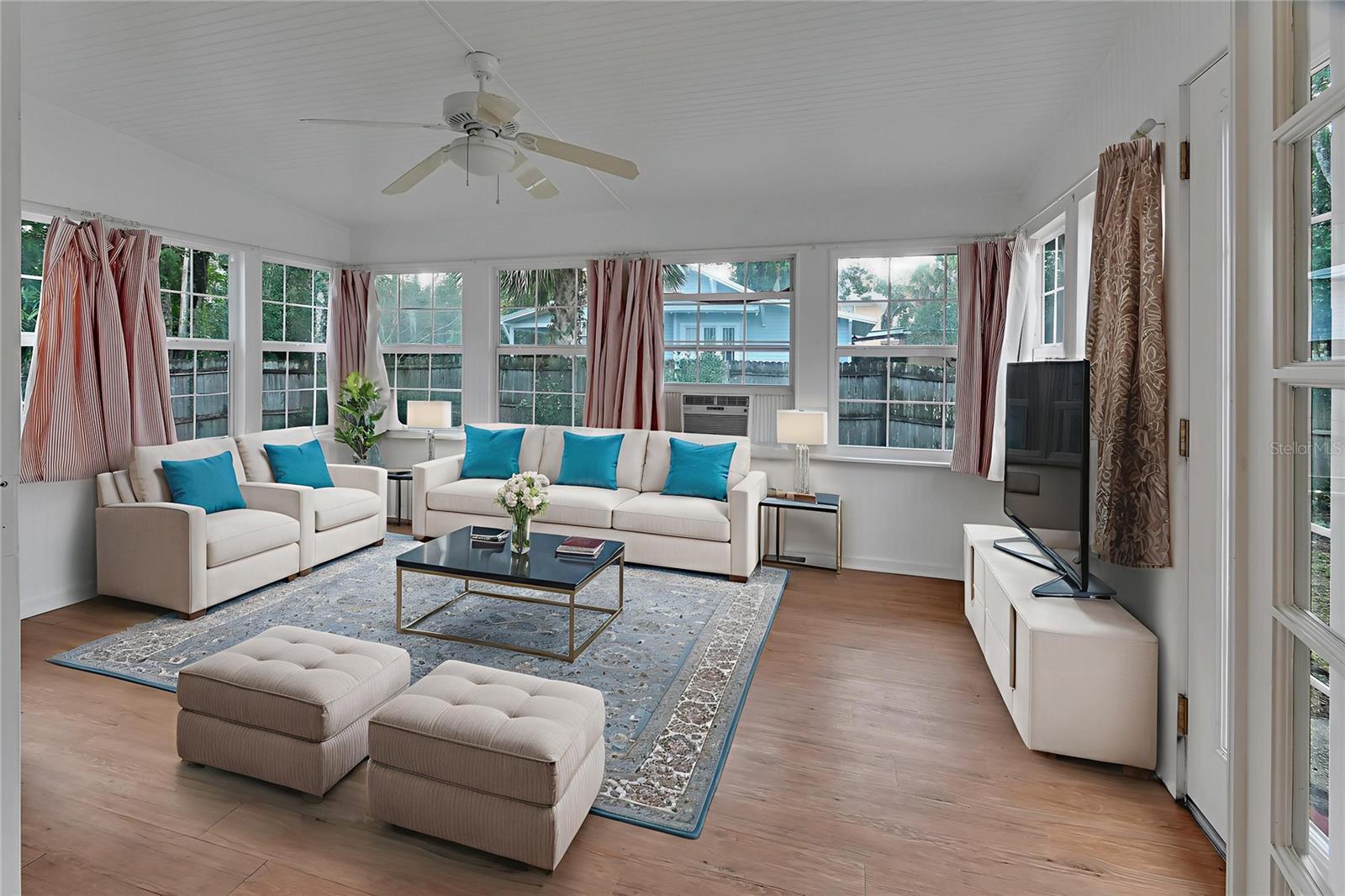 LENKERDS BLK 94 DELAND - Residential