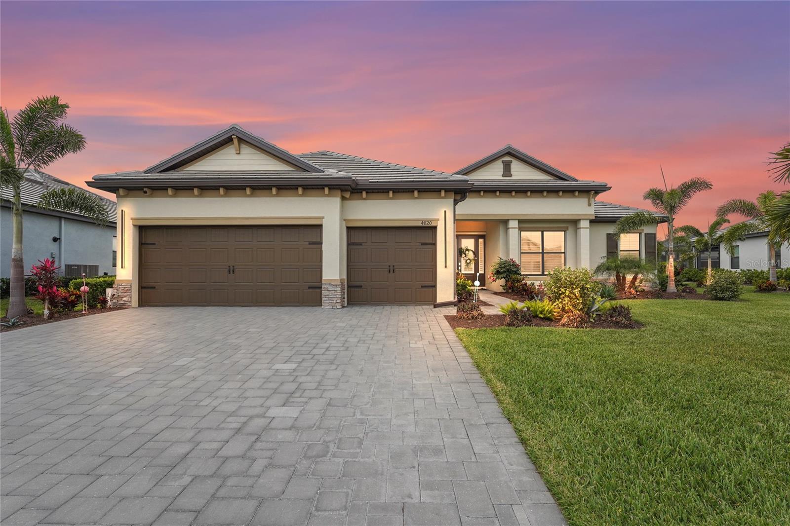 4820 COASTAL DAYS LANE