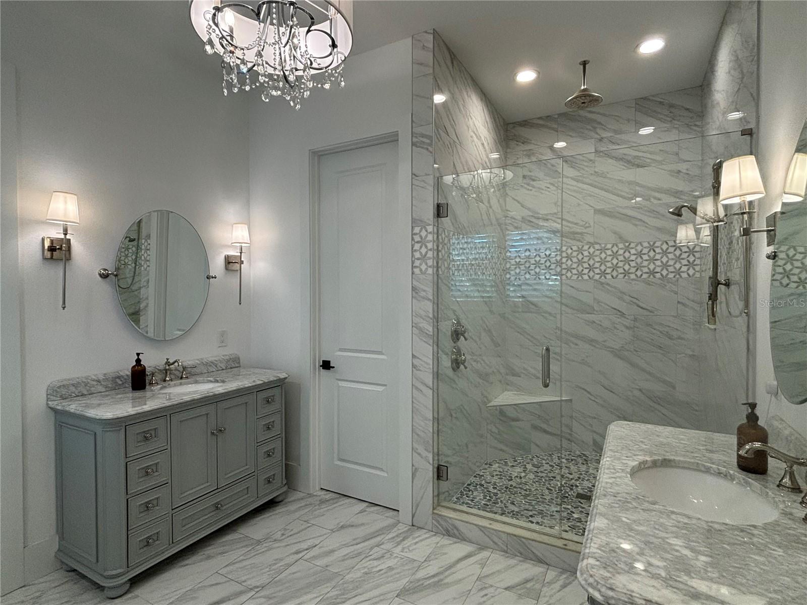 HARBOR VIEW PALMS - Residential