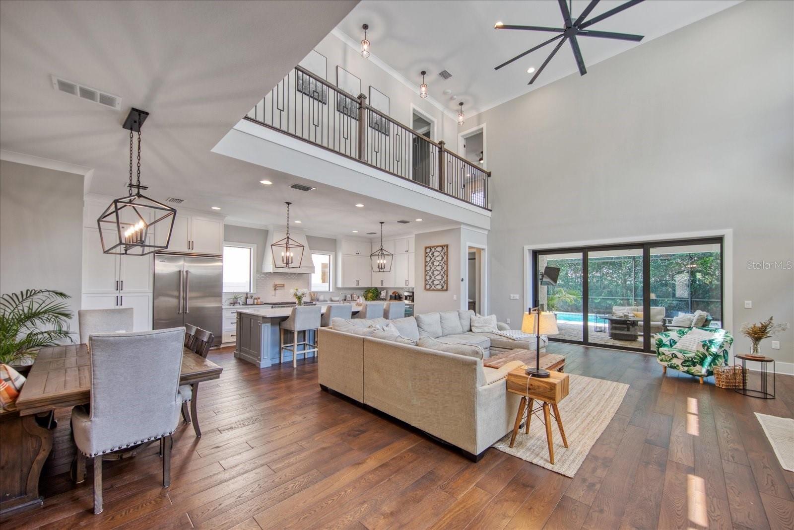 HARBOR VIEW PALMS - Residential