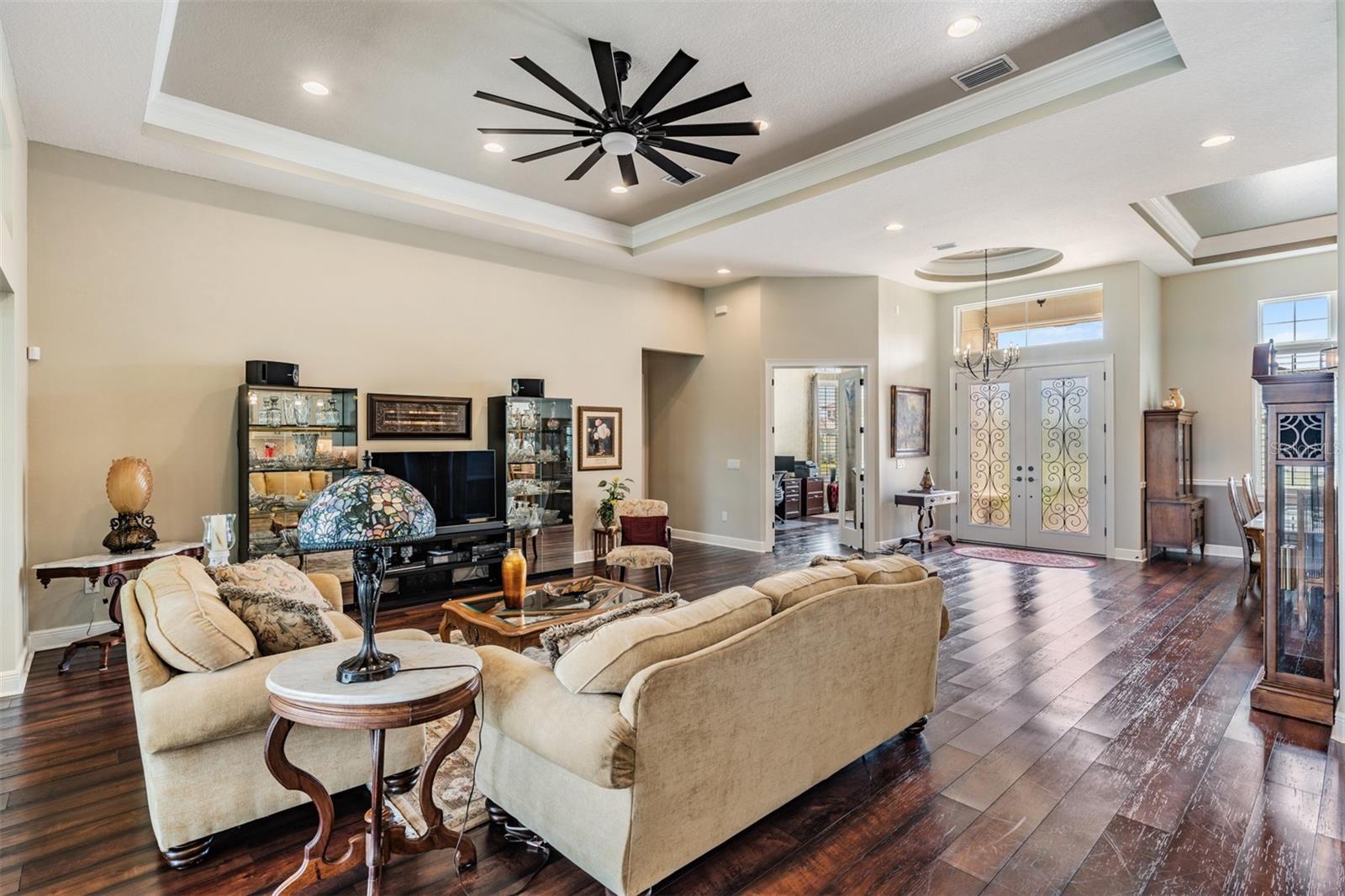 LAKE JOVITA GOLF & COUNTRY CLUB - Residential