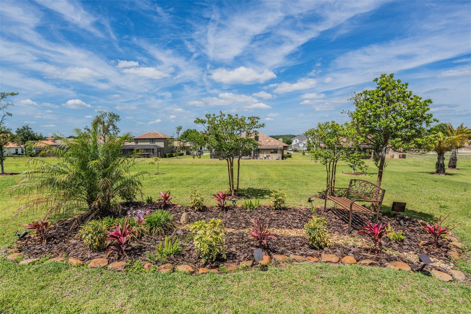 LAKE JOVITA GOLF & COUNTRY CLUB - Residential