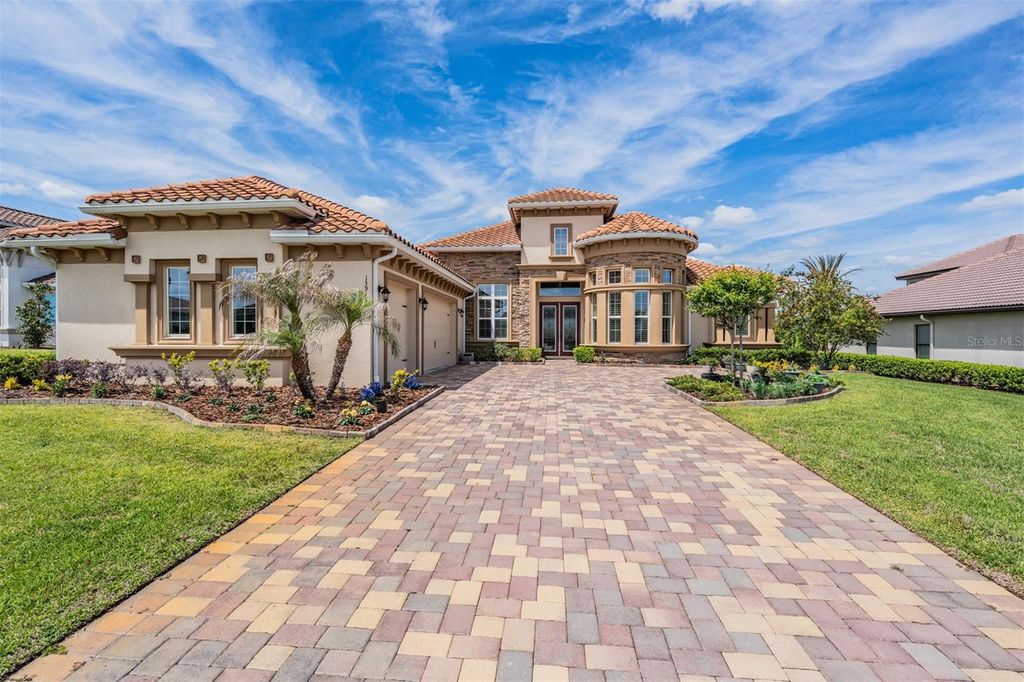 Photo of 13915 Carryback Drive, Dade City, FL 33525 (MLS # TB8497950)