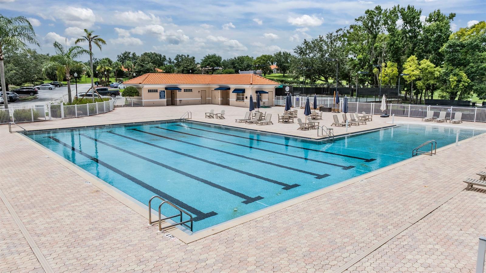 LAKE JOVITA GOLF & COUNTRY CLUB - Residential