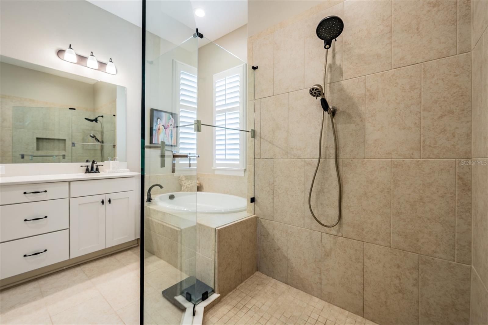 LAKE JOVITA GOLF & COUNTRY CLUB - Residential