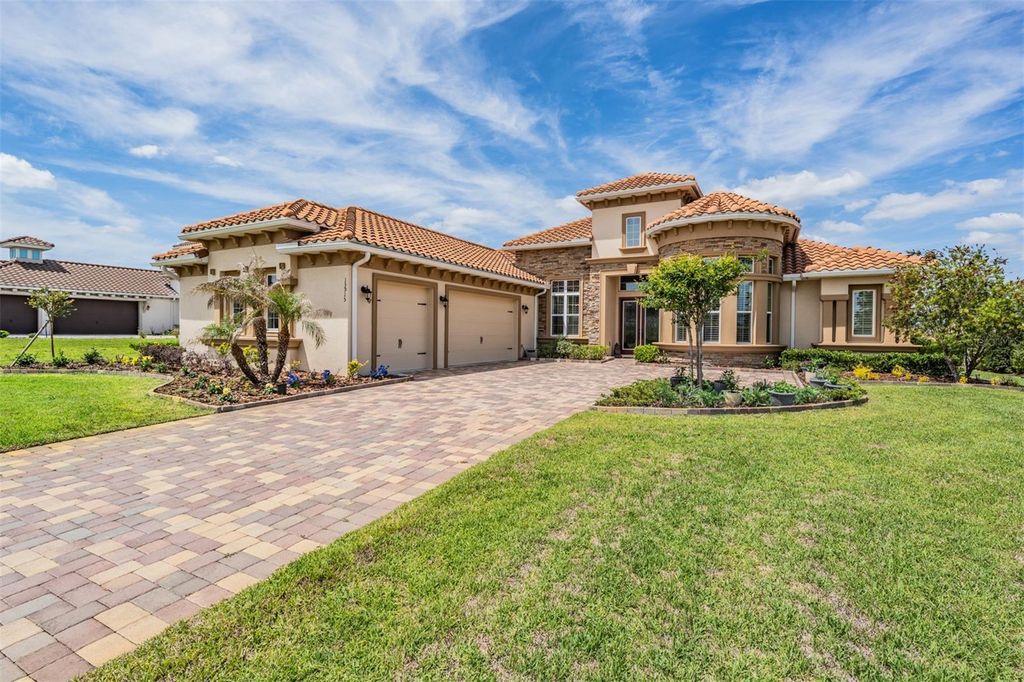 Photo of 13915 Carryback Drive, Dade City, FL 33525 (MLS # TB8497950)