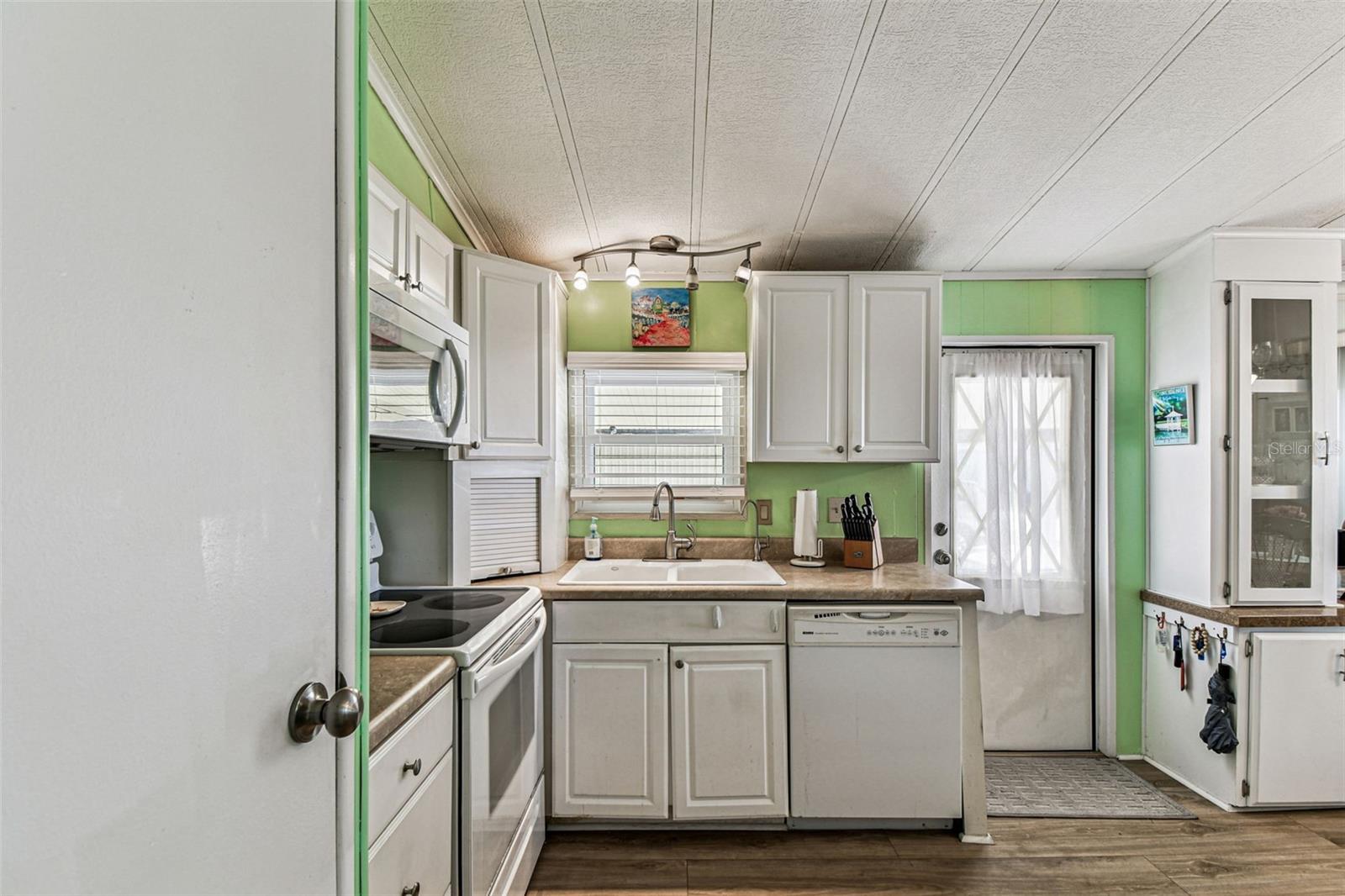 GLENWOOD ESTATES INC CONCO - Residential