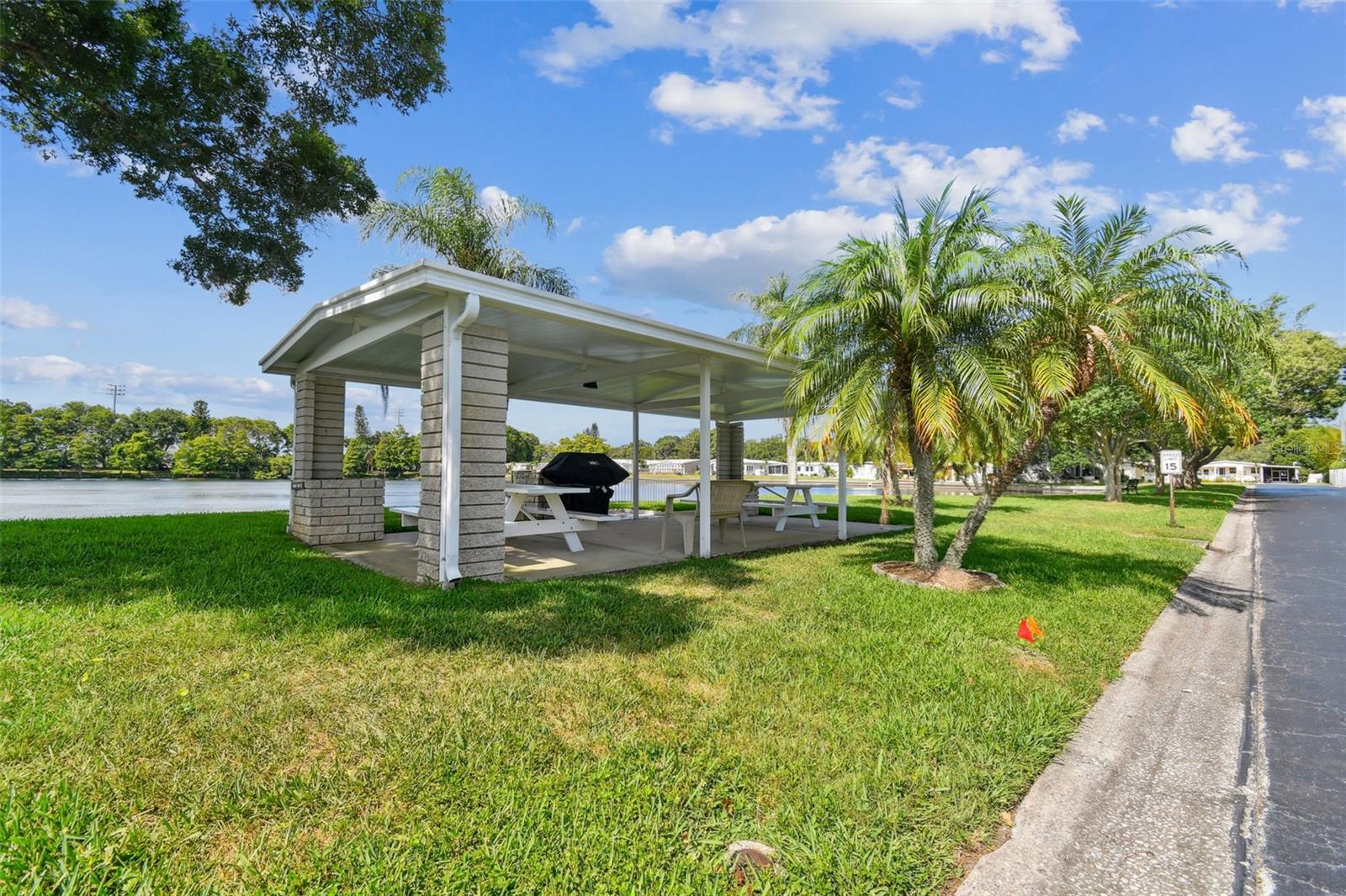 GLENWOOD ESTATES INC CONCO - Residential