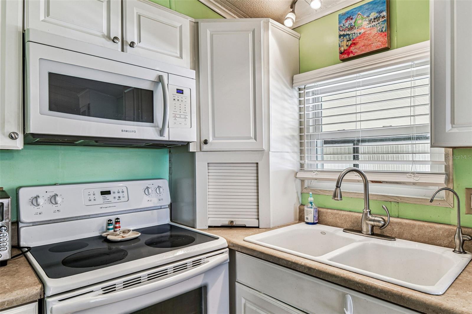 GLENWOOD ESTATES INC CONCO - Residential