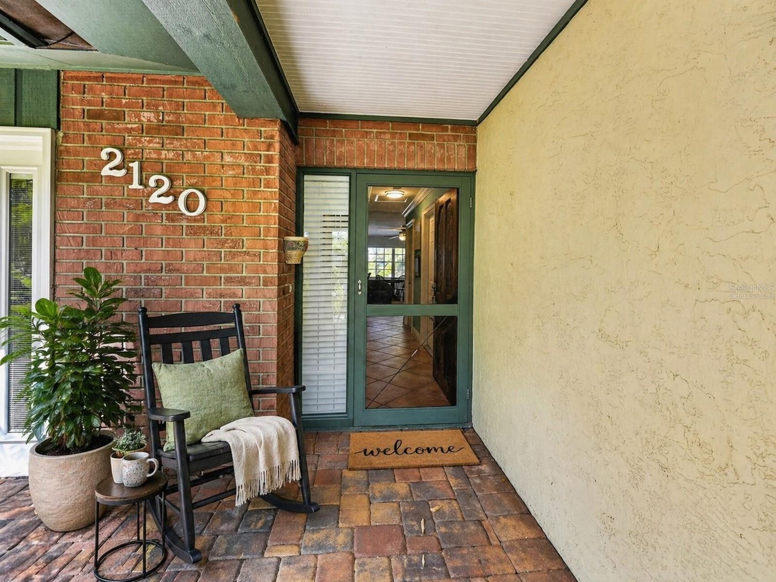 2120 ROBINSON AVENUE