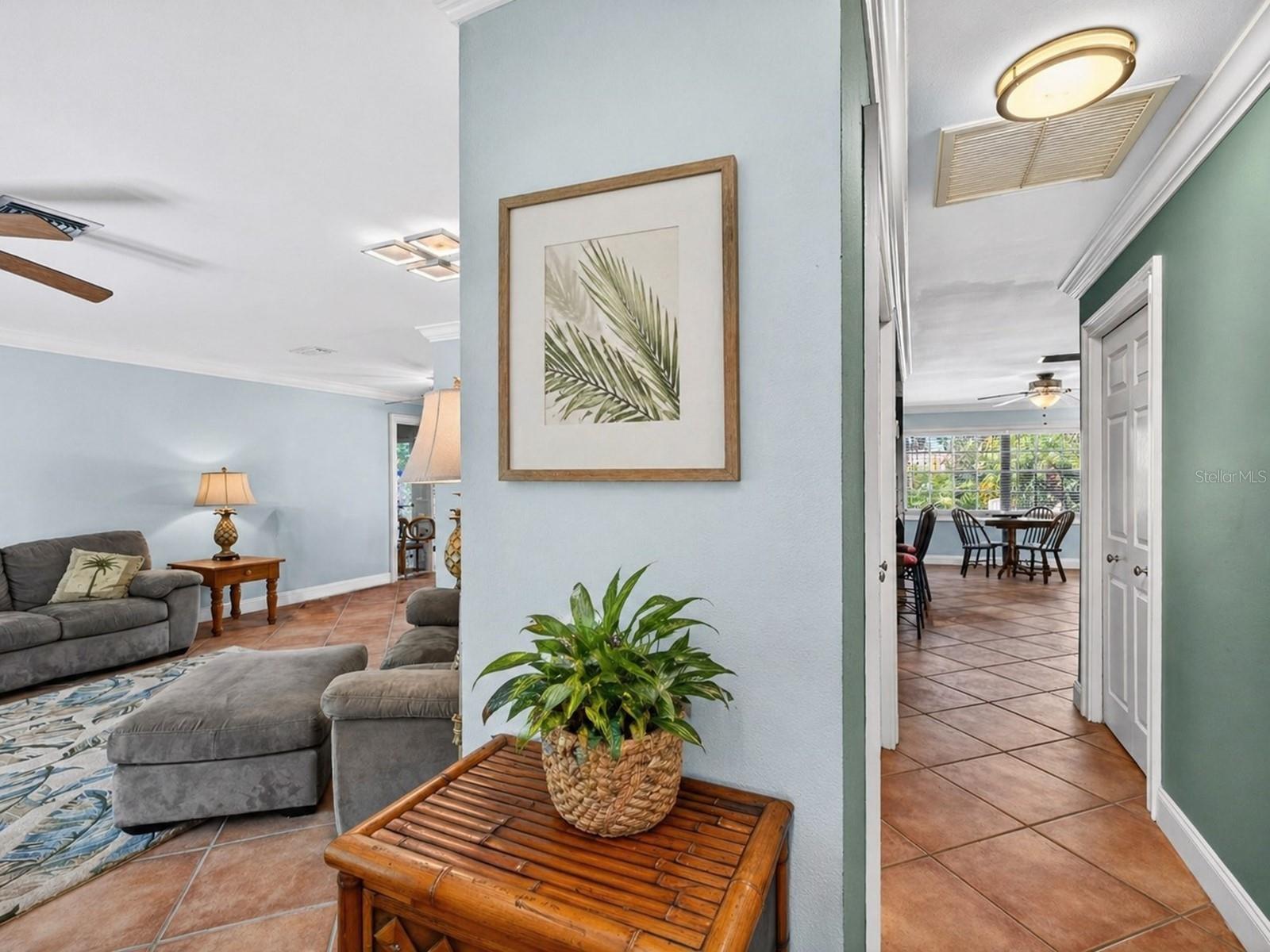 2120 ROBINSON AVENUE